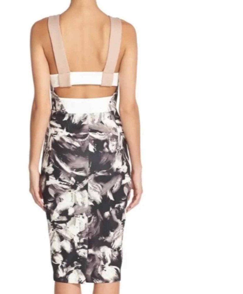 Elliatt scuba midi dress - Picture 1 of 16